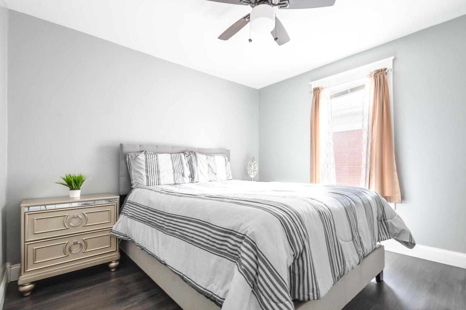 3Br Gem Near Falls-Sleeps 6 Comfortably ナイアガラフォールズ エクステリア 写真